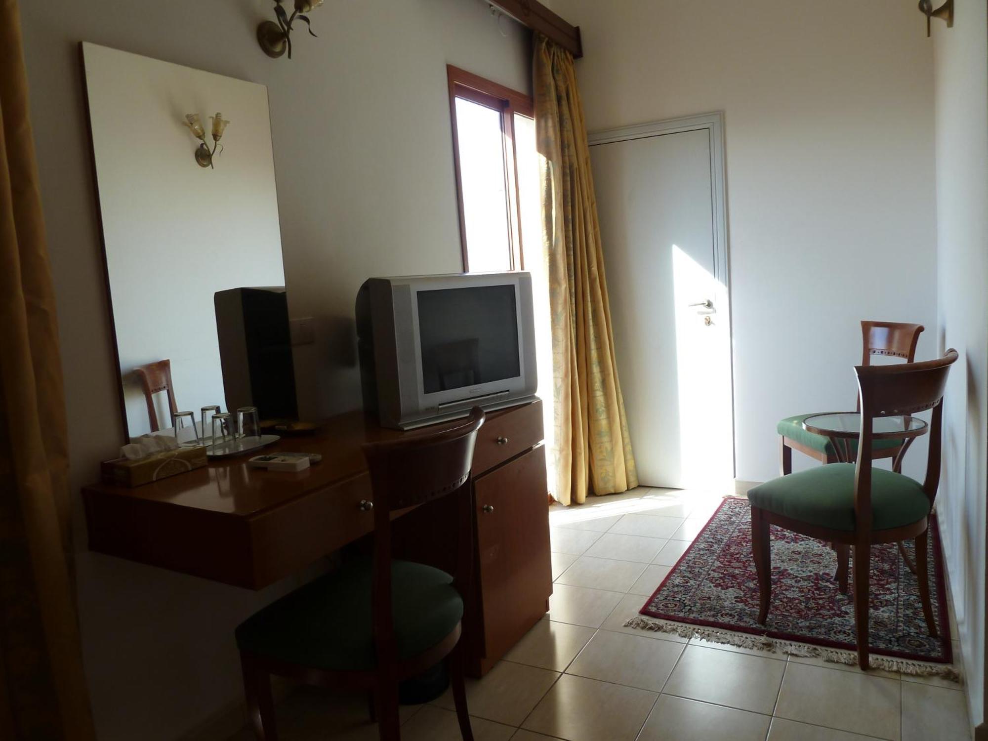 Valley View Hotel - Ḩammānā Kültér fotó