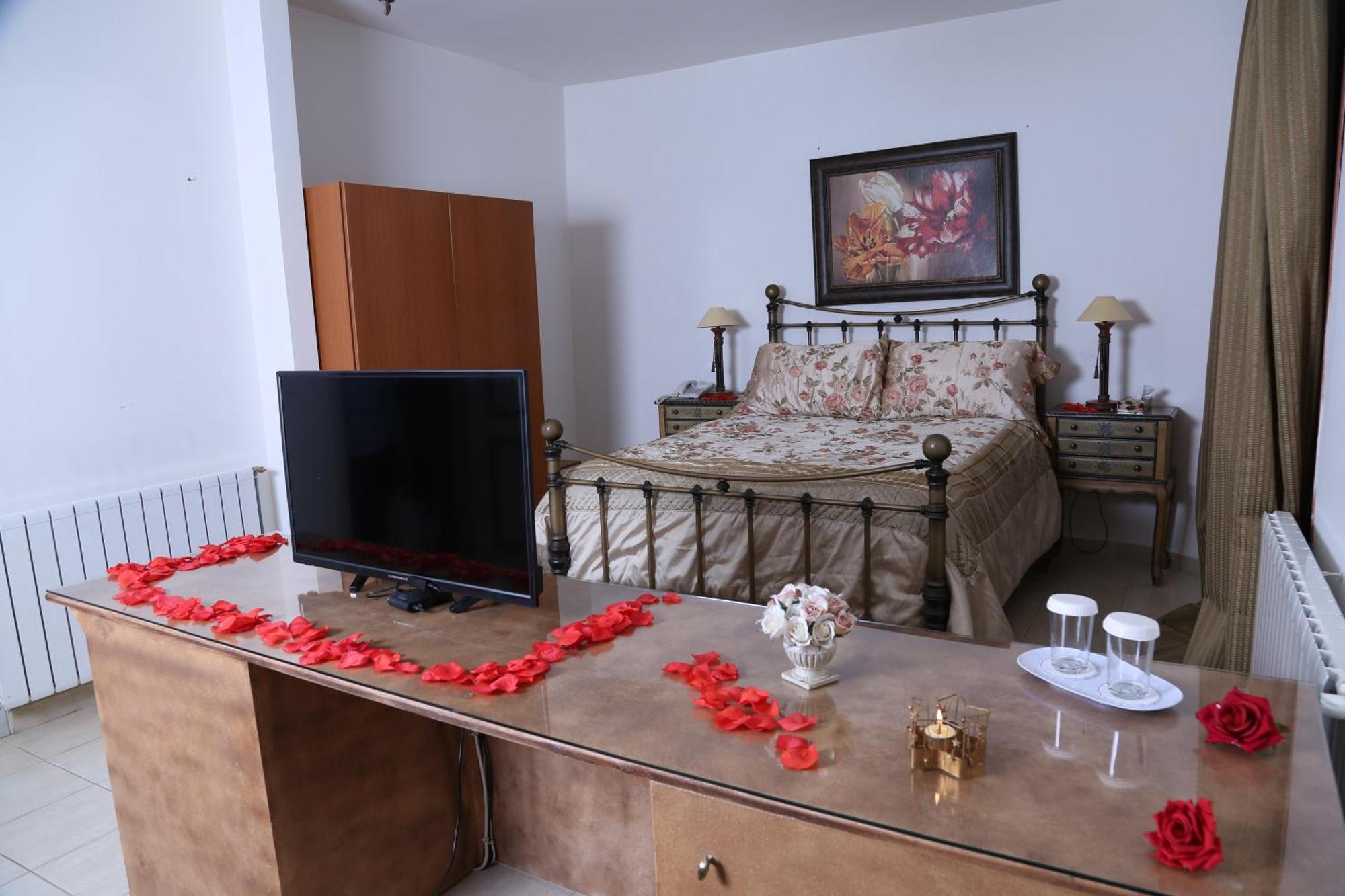 Valley View Hotel - Ḩammānā Szoba fotó